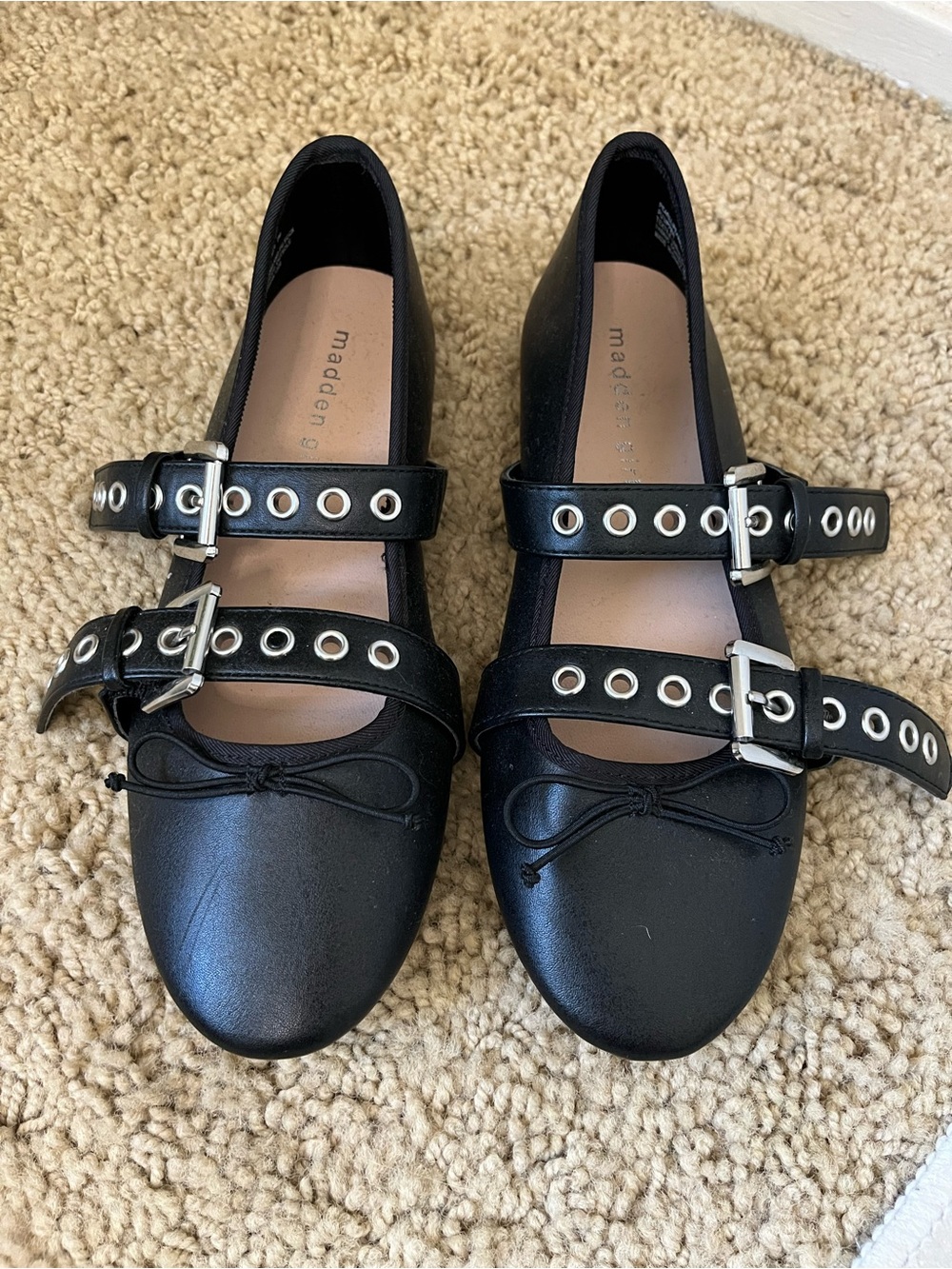 🖤 Madden Girl Pearl Black Double Buckle Mary Jane Flats Size 7